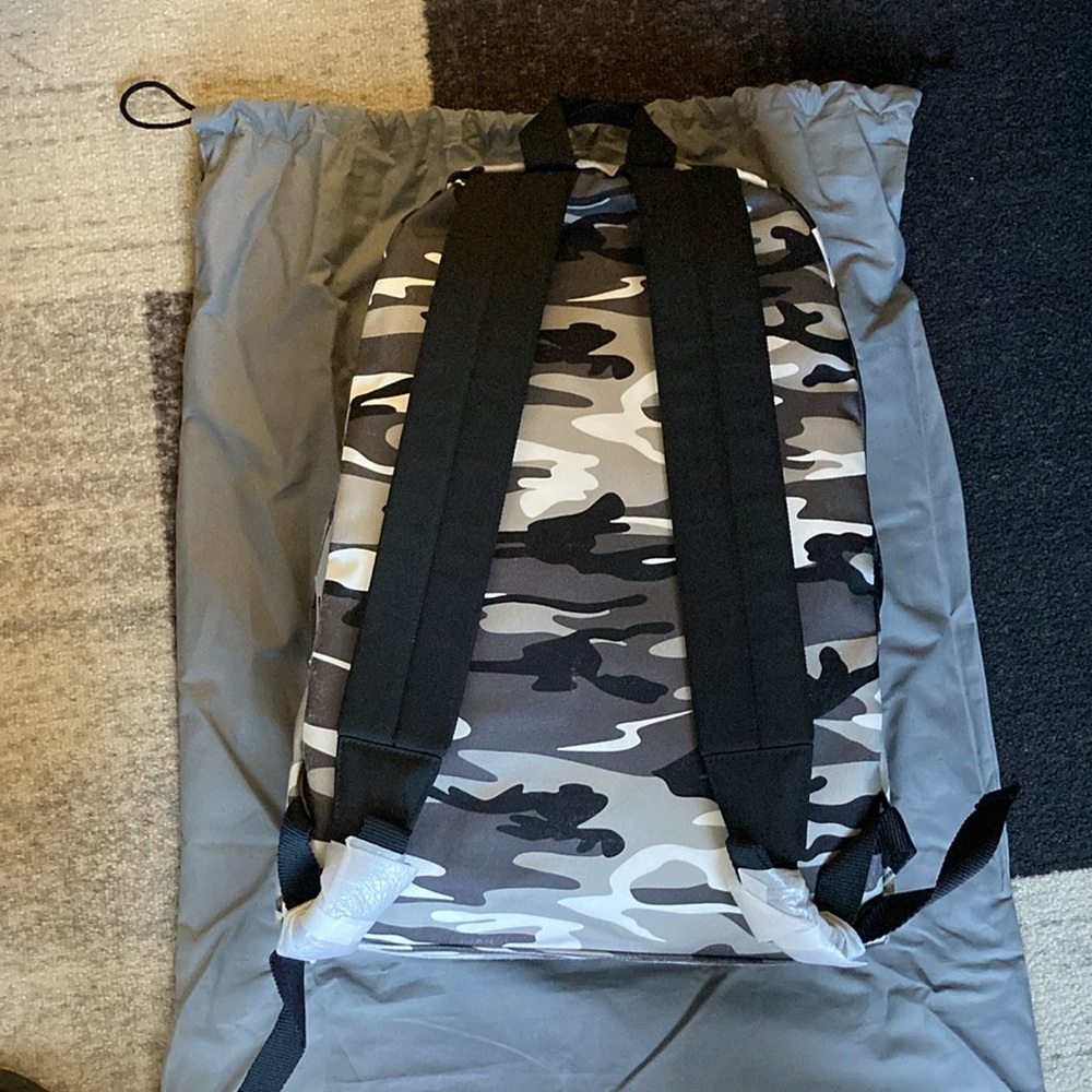 Balenciaga Explorer Camo Backpack - Picture 2 of 10